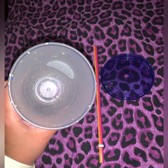 Starbucks confetti cold cup. - Picture 4 of 4